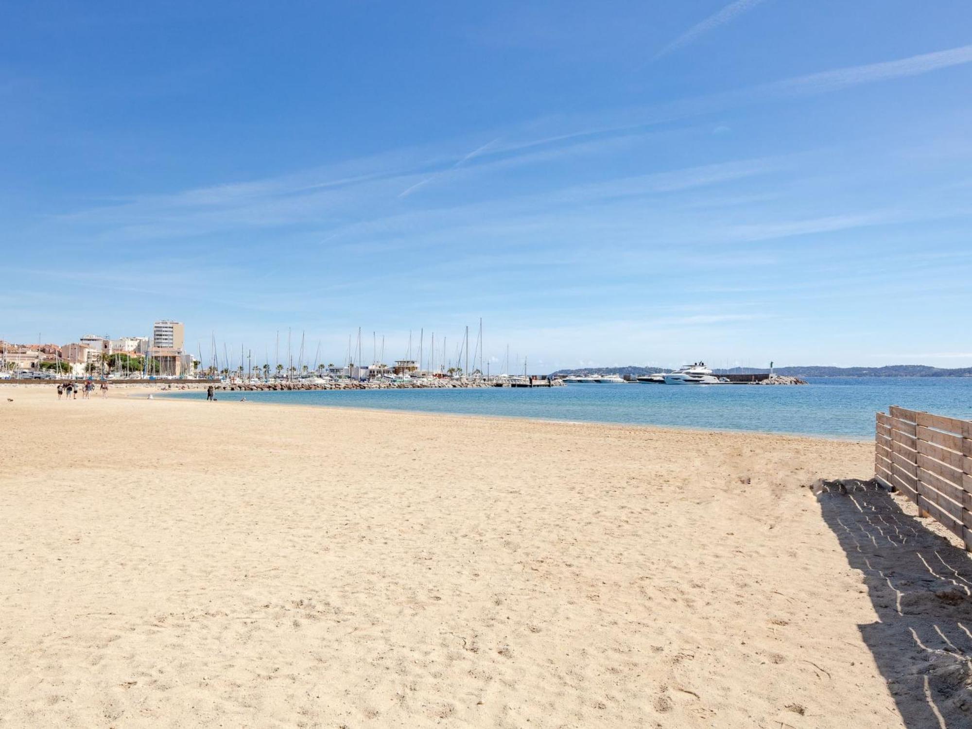 Apartment Les Sirenes By Interhome Sainte-Maxime Bagian luar foto